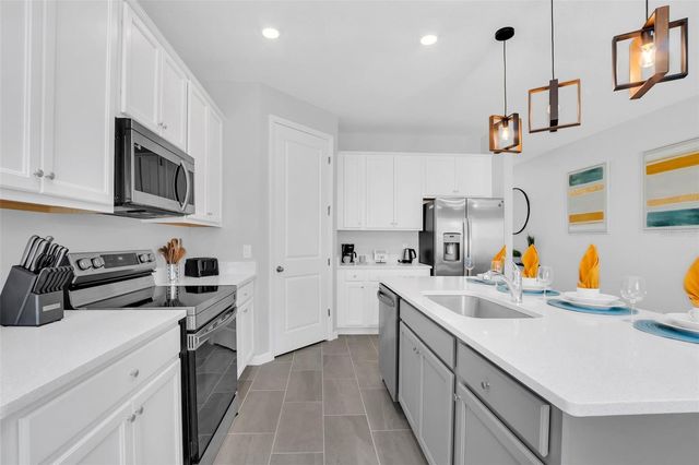 2131 DERWENT DRIVE, Davenport, FL 33896