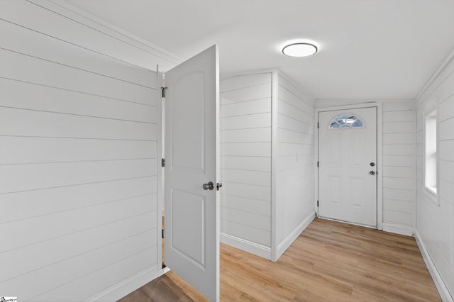 583 Berry Road, Chesnee, SC 29316