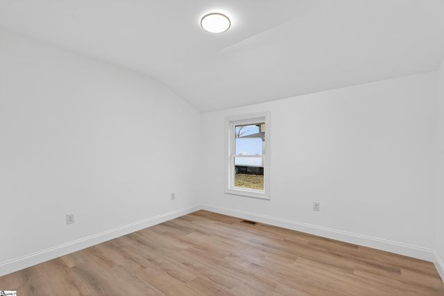 583 Berry Road, Chesnee, SC 29316