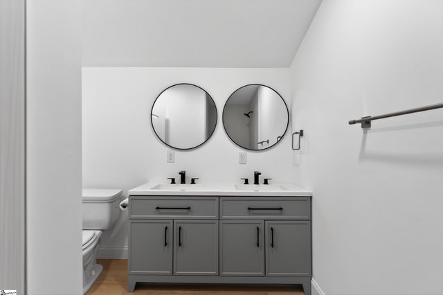 583 Berry Road, Chesnee, SC 29316