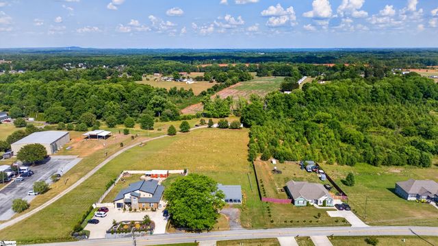 583 Berry Road, Boiling Springs, SC 29316