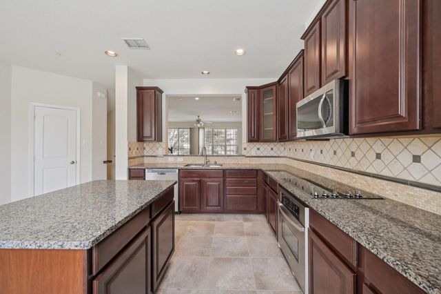 3934 Amberwood Drive, Addison, TX 75001