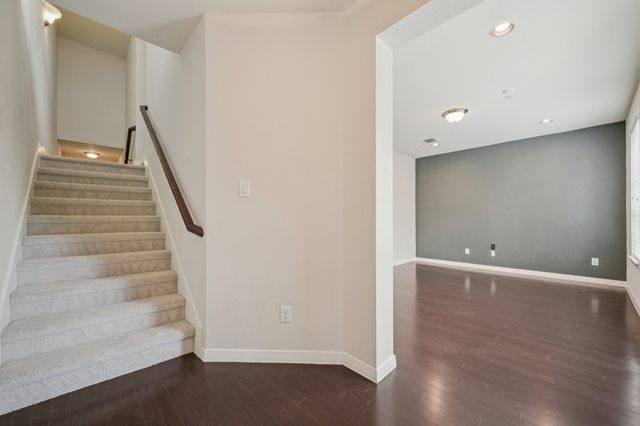 3934 Amberwood Drive, Addison, TX 75001