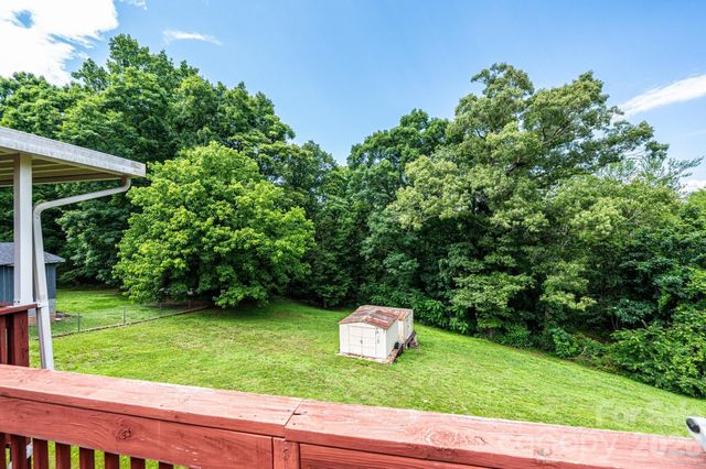 452 Swanson Drive SW, Lenoir, NC 28645