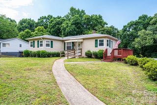 452 Swanson Drive SW, Lenoir, NC 28645