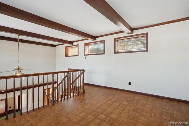 4300 W Bacon Road, Hillsdale, MI 49242