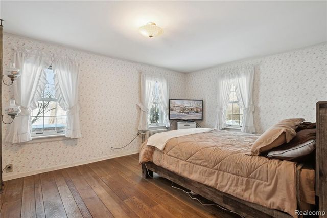 4300 W Bacon Road, Hillsdale, MI 49242