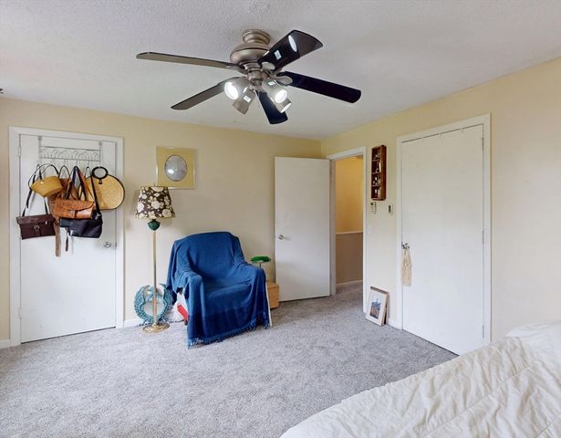 252 West Street 18, Amherst, MA 01002