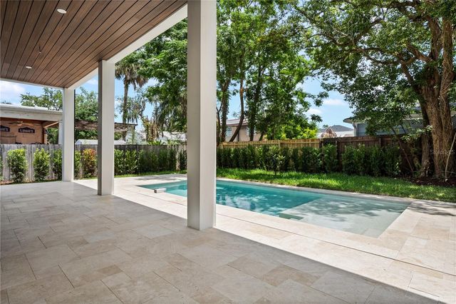 737 N SUMMERLIN AVENUE, Orlando, FL 32803
