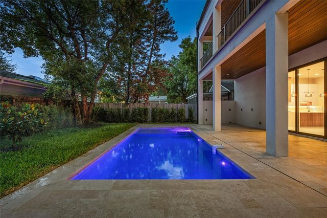 737 N SUMMERLIN AVENUE, Orlando, FL 32803