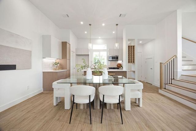 1713 Mary Street, Houston, TX 77026