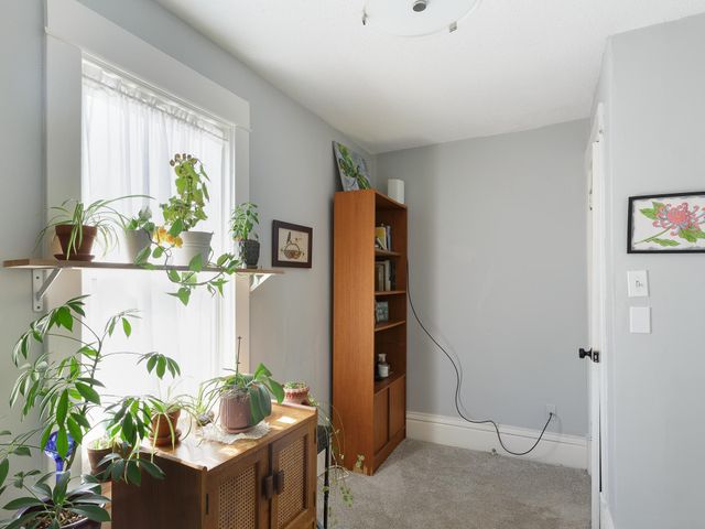 1043 Wilson Avenue, Saint Paul, MN 55106