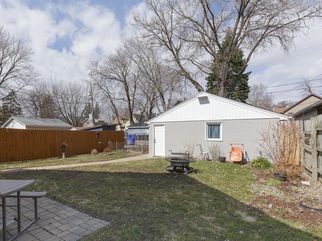 1043 Wilson Avenue, Saint Paul, MN 55106