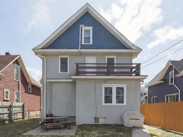 1043 Wilson Avenue, Saint Paul, MN 55106