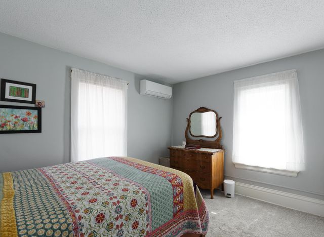 1043 Wilson Avenue, Saint Paul, MN 55106