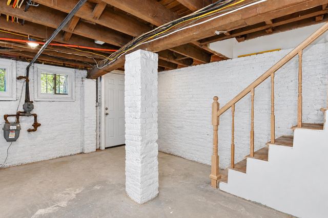 68 SEIDLER ST, Jc, West Bergen, NJ 07304