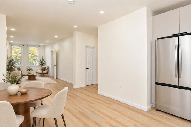 68 SEIDLER ST, Jc, West Bergen, NJ 07304