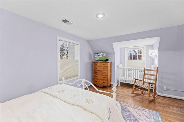 5523 Chadwick Road, Fairway, KS 66205