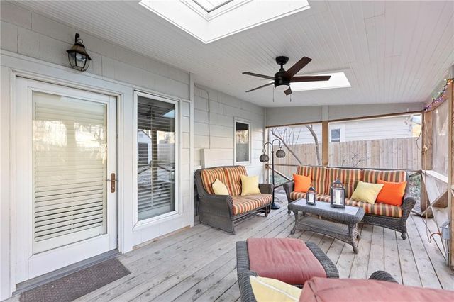 5523 Chadwick Road, Fairway, KS 66205