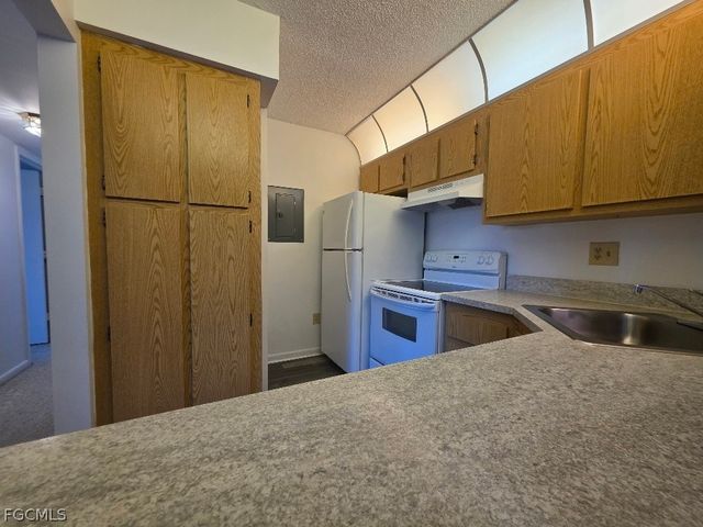 9970 Sailview CT 9, Fort Myers, FL 33905