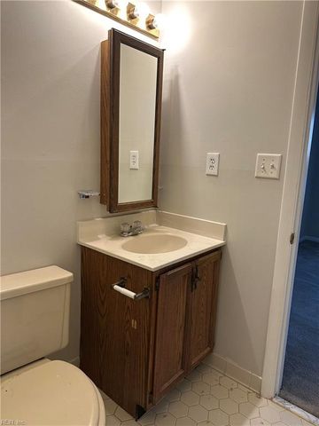 1044 E Ocean View AVE, Norfolk, VA 23503