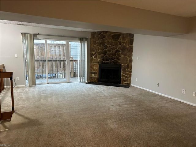 1044 E Ocean View AVE, Norfolk, VA 23503