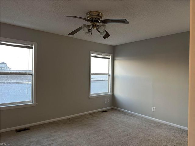 1044 E Ocean View AVE, Norfolk, VA 23503