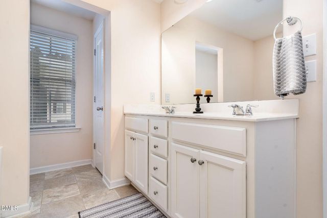 108 Bella Place, Holly Springs, NC 27540