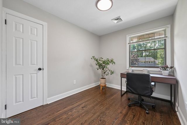 2 FARWOOD RD, Gibbsboro, NJ 08026