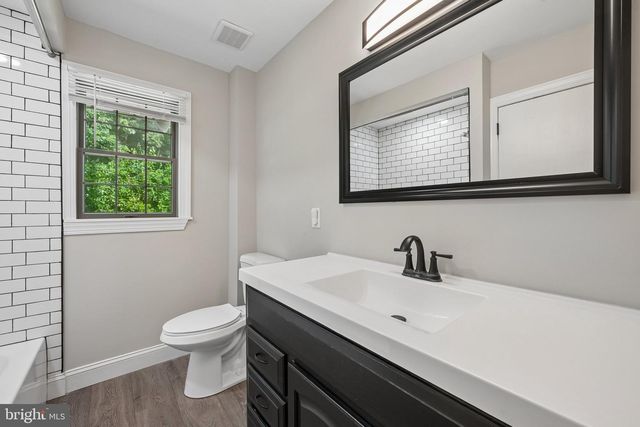 2 FARWOOD RD, Gibbsboro, NJ 08026