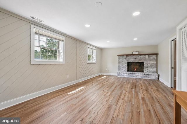 2 FARWOOD RD, Gibbsboro, NJ 08026