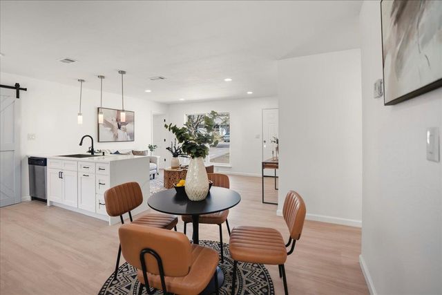 6107 Idlewood CV, Austin, TX 78745