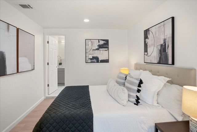 6107 Idlewood CV, Austin, TX 78745