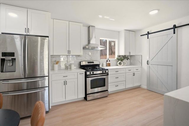 6107 Idlewood CV, Austin, TX 78745