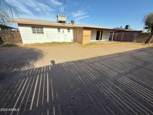 7010 N 34TH Avenue, Phoenix, AZ 85051