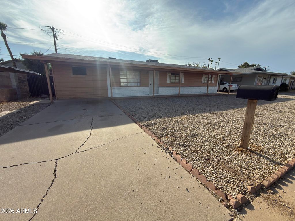 7010 N 34TH Avenue, Phoenix, AZ 85051