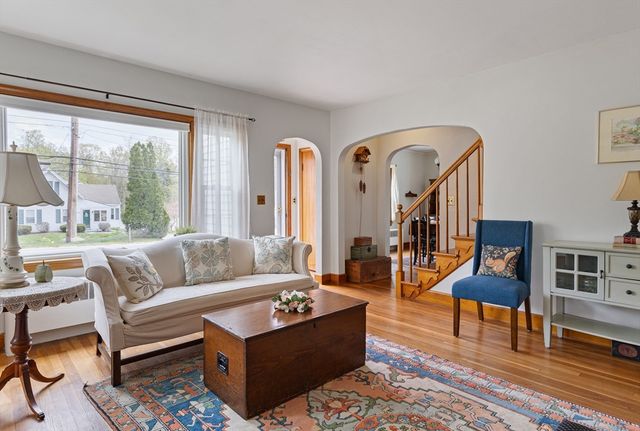 144 Hayden Rowe St, Hopkinton, MA 01748