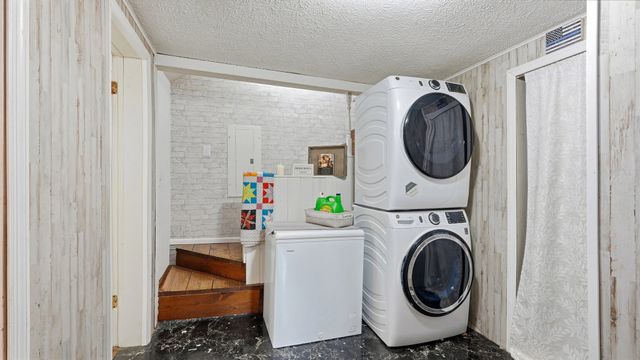 2237 Highway 47, E, Dickson, TN 37055