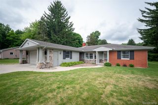 9404 River Road, Algonac, MI 48001