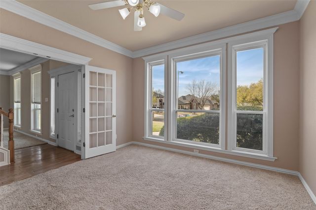 500 Quail Cove Court, Hurst, TX 76054