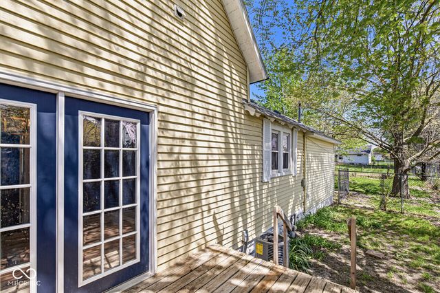 225 Maple Street, Tipton, IN 46072