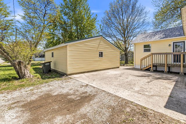 225 Maple Street, Tipton, IN 46072