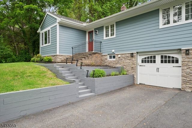 47 W Lake Blvd, Morris Twp., NJ 07960