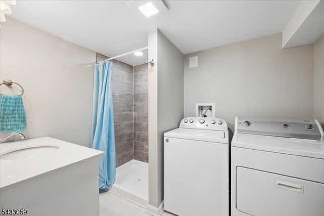 47 W Lake Blvd, Morris Twp., NJ 07960