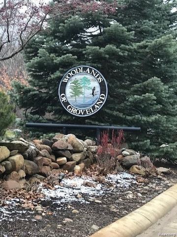 VL Oak Hollow Drive, Holly, MI 48442