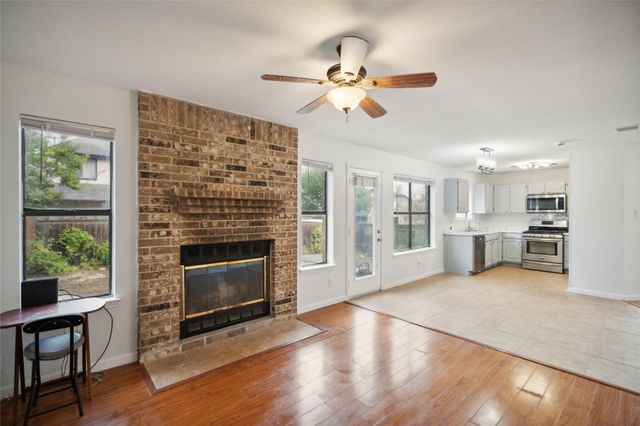 910 Crieff Cross DR, Pflugerville, TX 78660