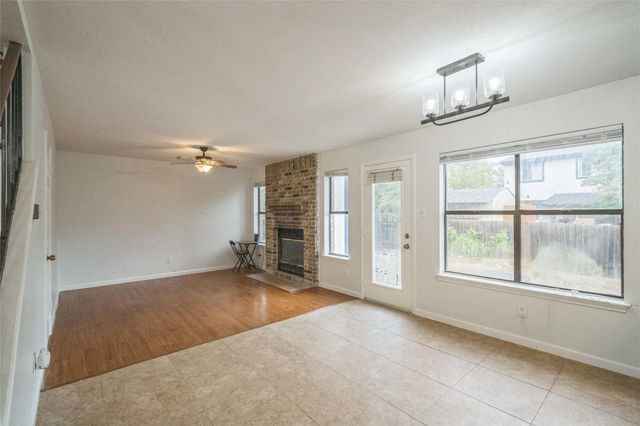 910 Crieff Cross DR, Pflugerville, TX 78660
