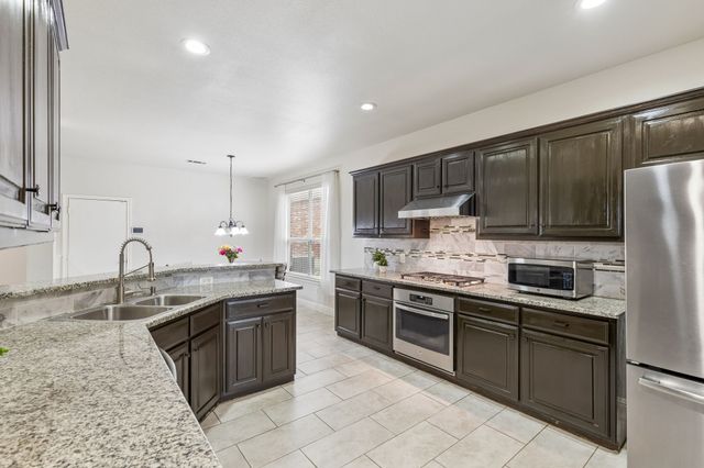 213 Chaparral Drive, Sunnyvale, TX 75182