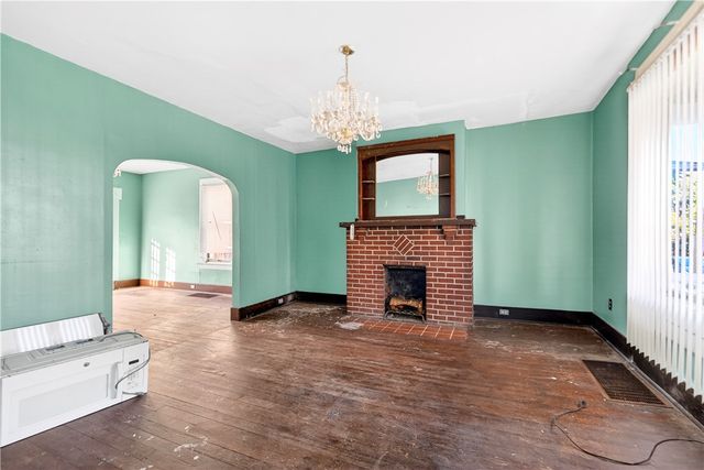 539 Green St, Brownsville, PA 15417