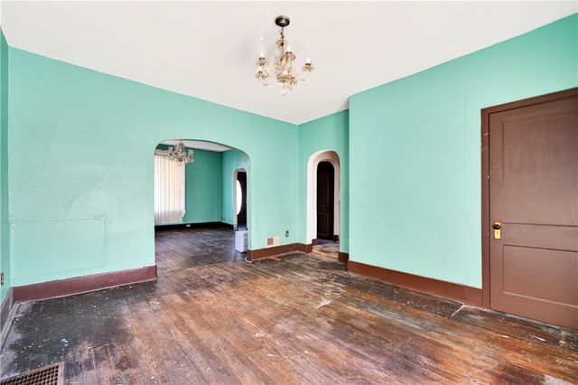 539 Green St, Brownsville, PA 15417